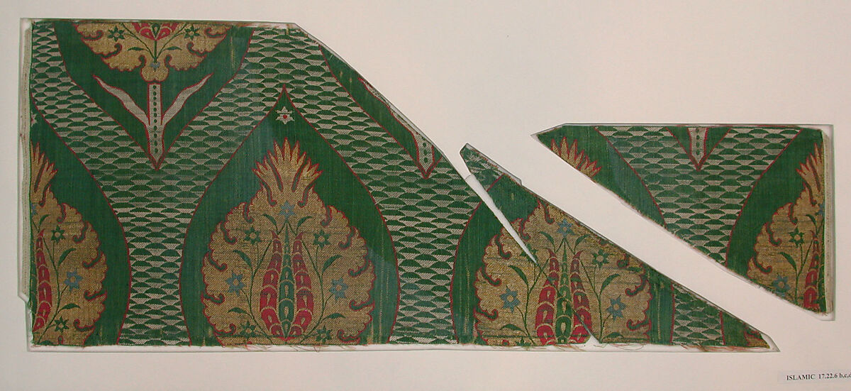 Textile Fragment, Silk, metal wrapped thread; lampas (kemha)