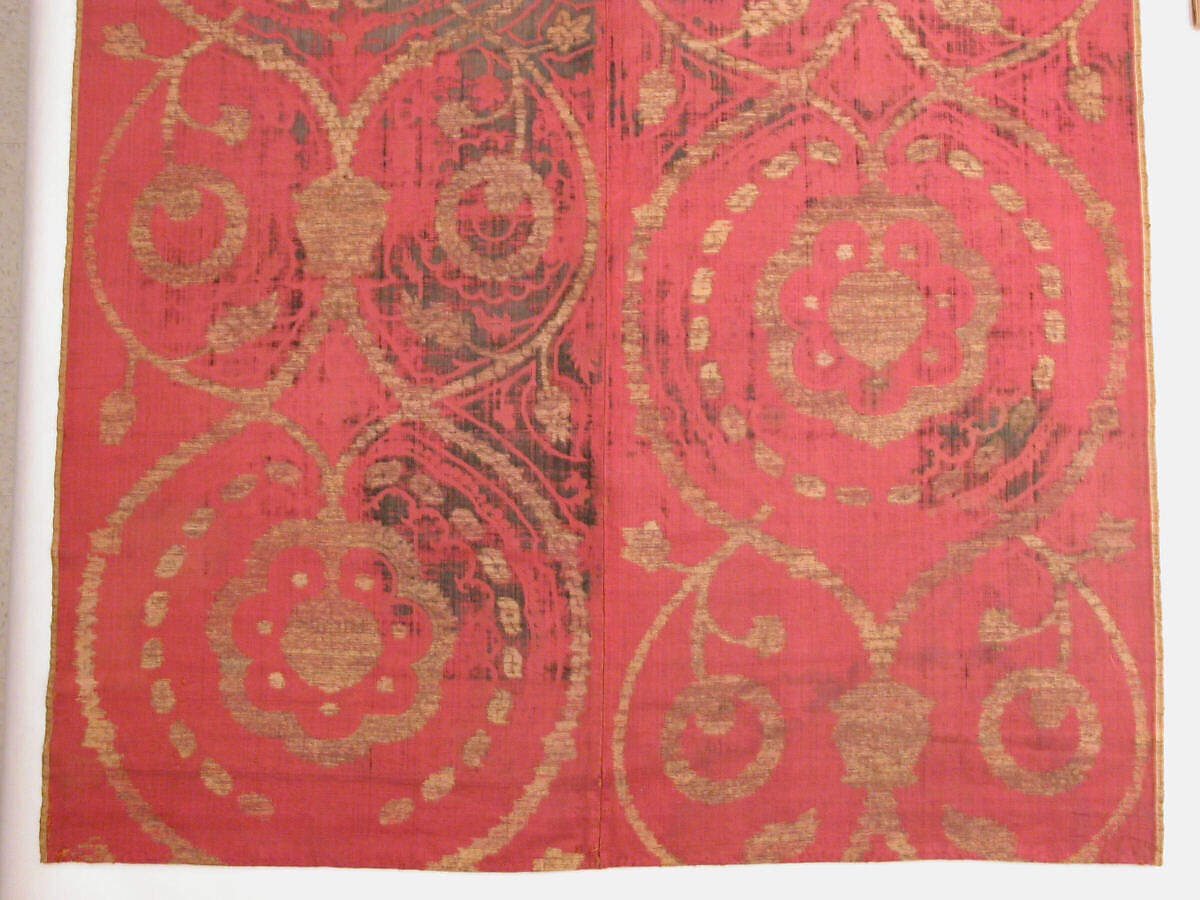 Textile Fragment, Silk and metal wrapped thread; cut and voided velvet, brocaded 