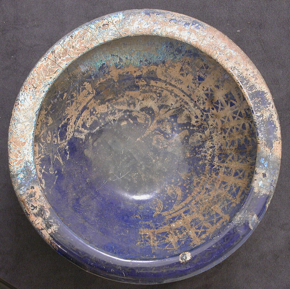 Bowl, Stonepaste; underglaze painted and luster 