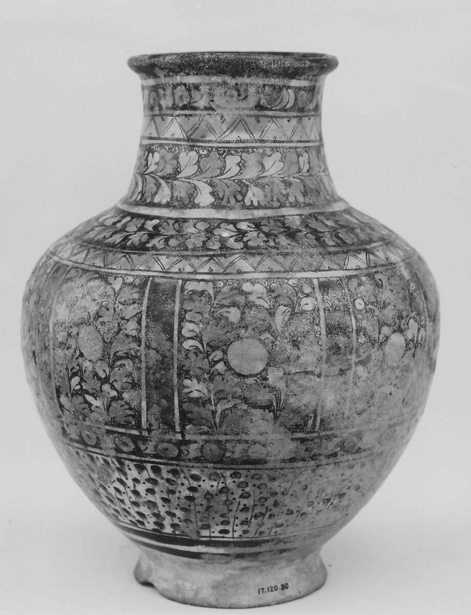 Jar, Stonepaste; underglaze painted