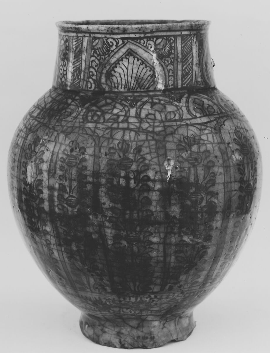 Jar, Stonepaste; underglaze painted