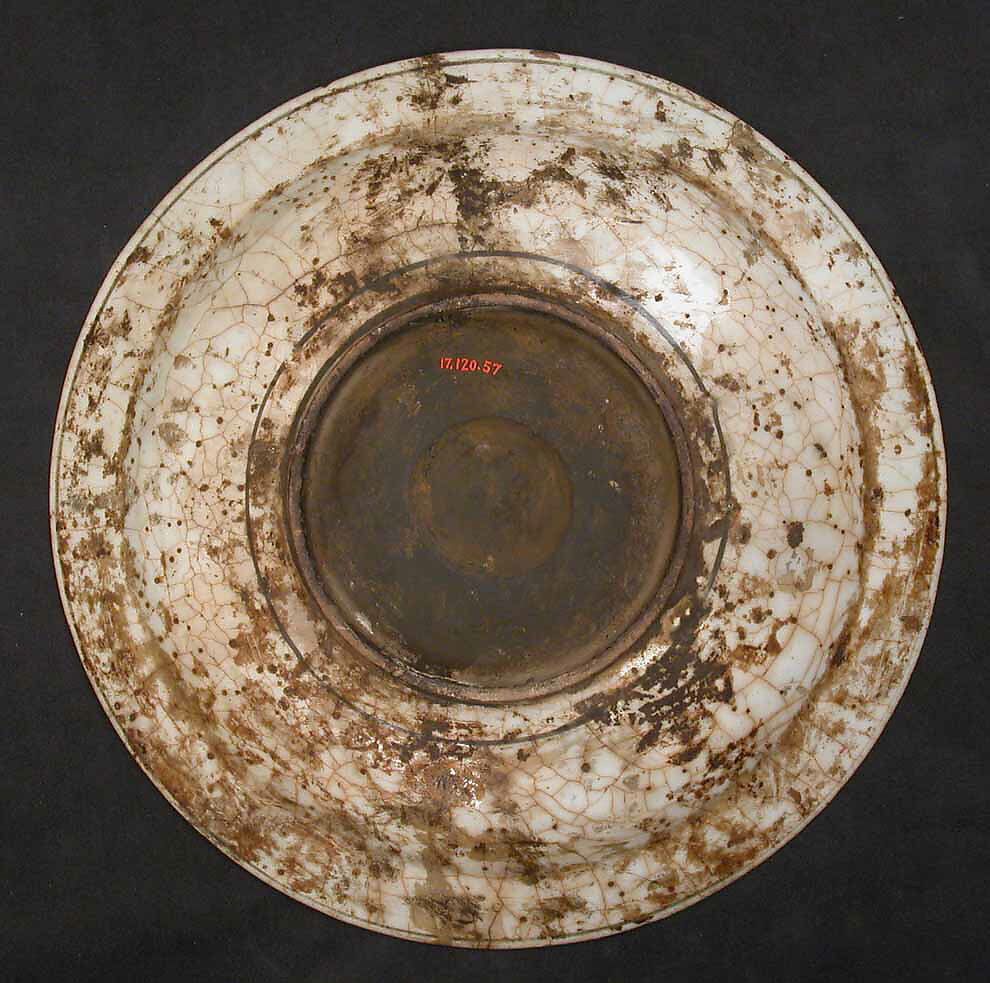 Dish, Stonepaste; underglaze painted