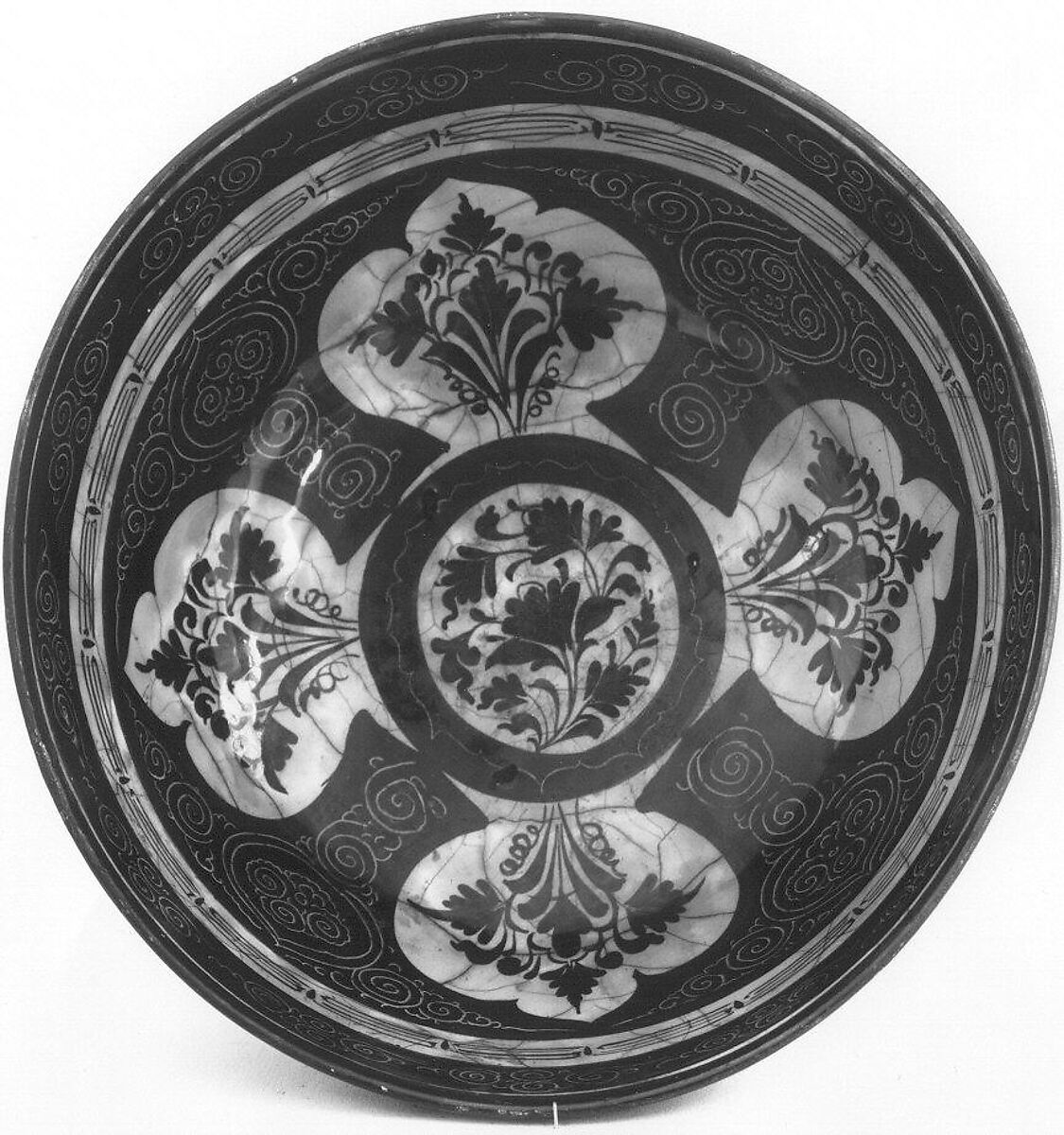 Bowl, Stonepaste; painted in black under turquoise glaze, incised (Kubachi ware)