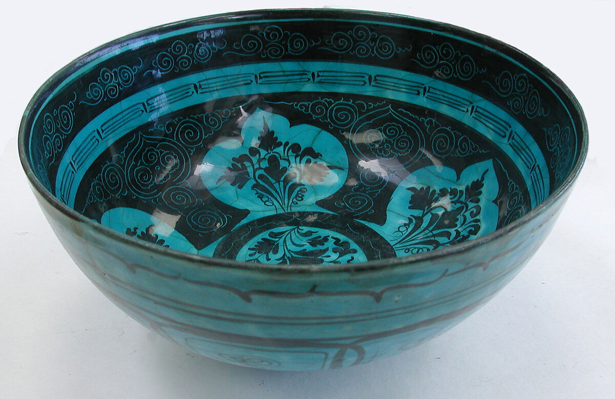 Bowl, Stonepaste; painted in black under turquoise glaze, incised (Kubachi ware)