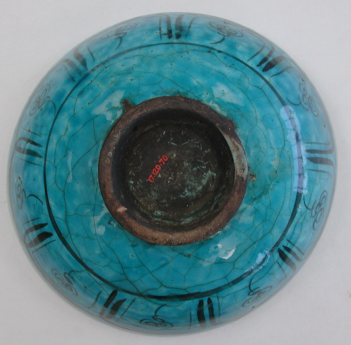 Bowl, Stonepaste; painted in black under turquoise glaze, incised (Kubachi ware)