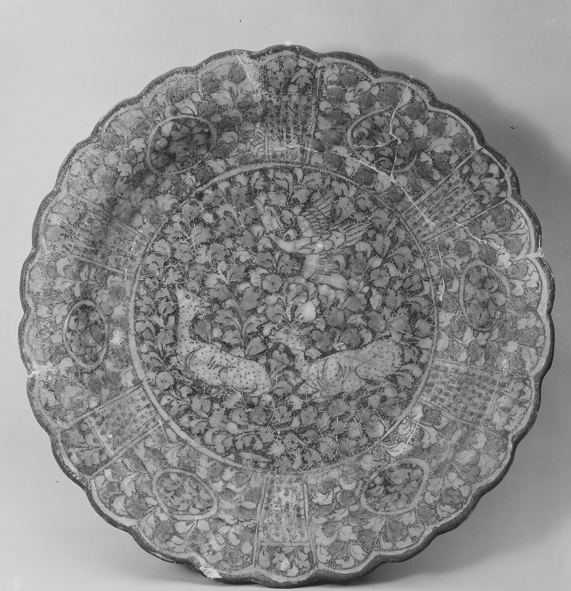 Dish, Stonepaste; underglaze painted