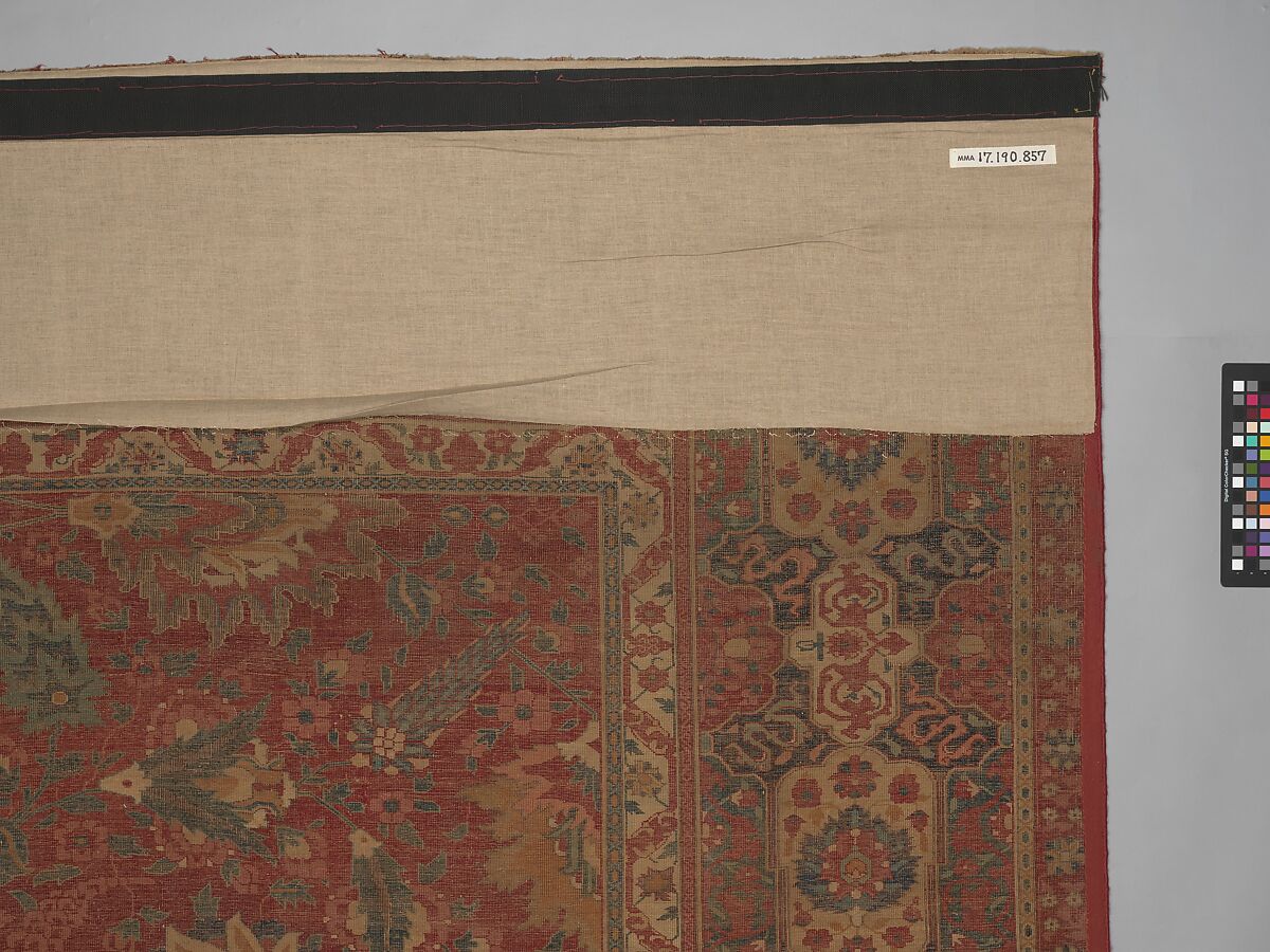 Carpet, Cotton (warp and weft), wool (pile); asymmetrically knotted pile