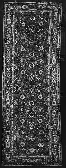 Carpet, Cotton (warp and weft), wool (pile); asymmetrically knotted pile