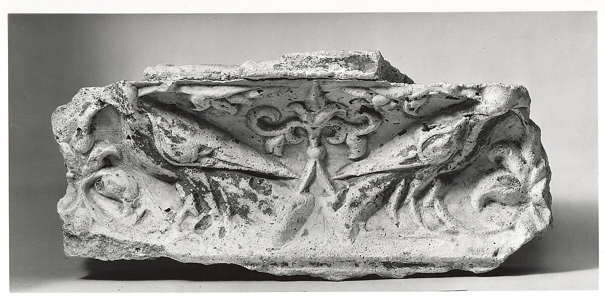 Fragment of a Frieze with Addorsed Birds, Gypsum plaster; molded, traces of painting
