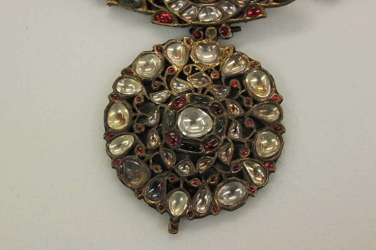 Necklace, Gold, enamel, silk