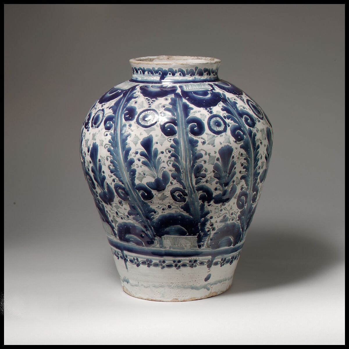 Jar, Tin-glazed earthenware, Mexican 