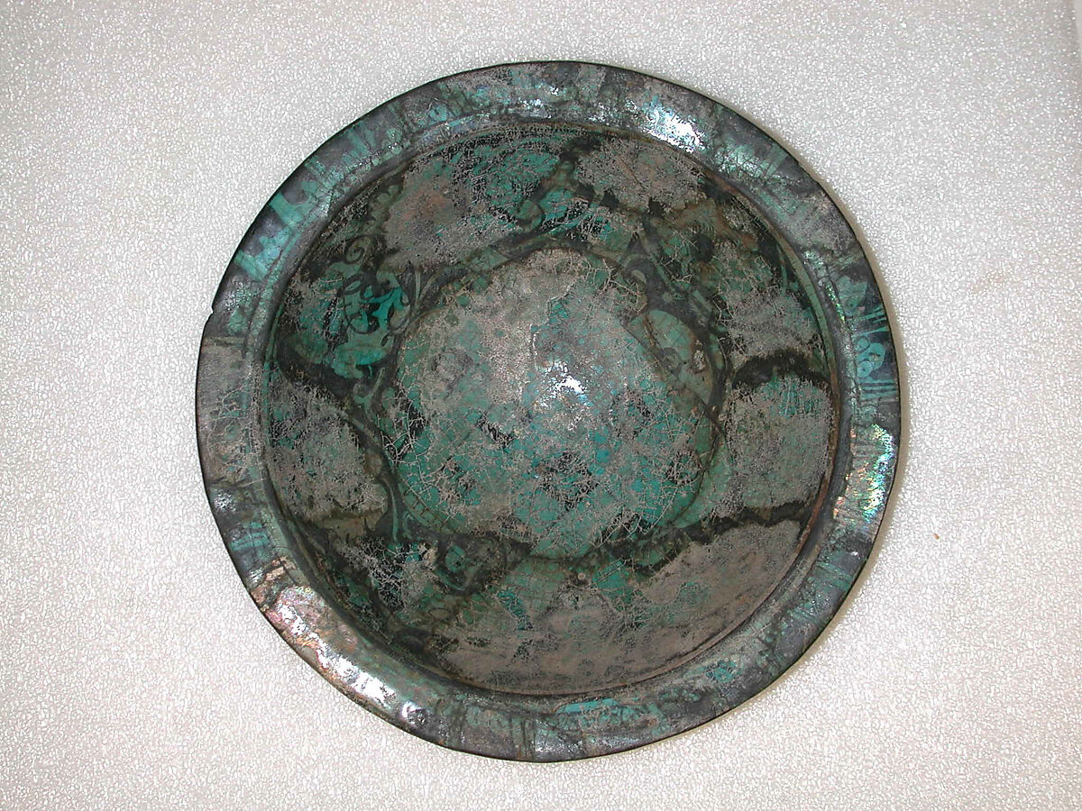 Bowl with Knotted Dragons, Stonepaste; underglaze-painted, transparent turquoise glaze