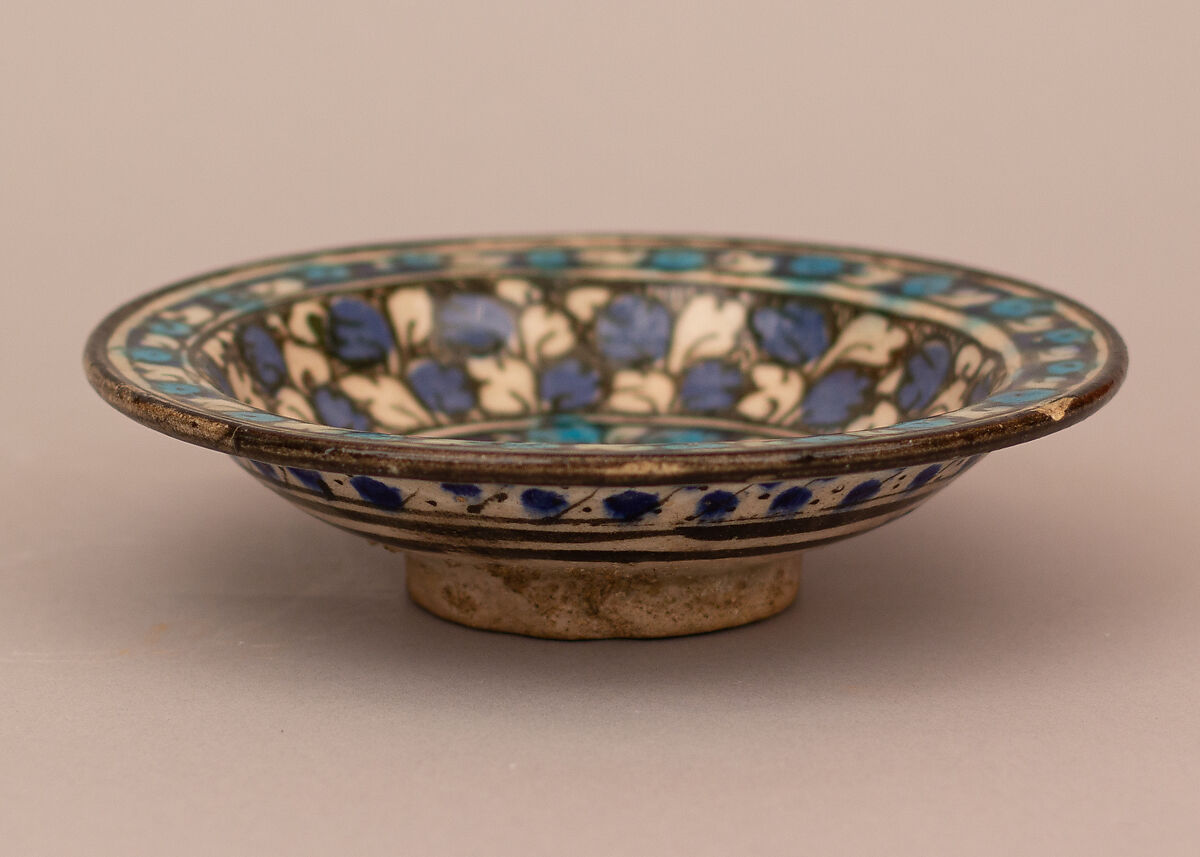 Dish, Earthenware; underglaze painted