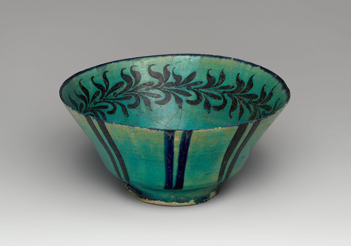 Bowl with Scrolls and Fishes, Stonepaste; underglaze painted