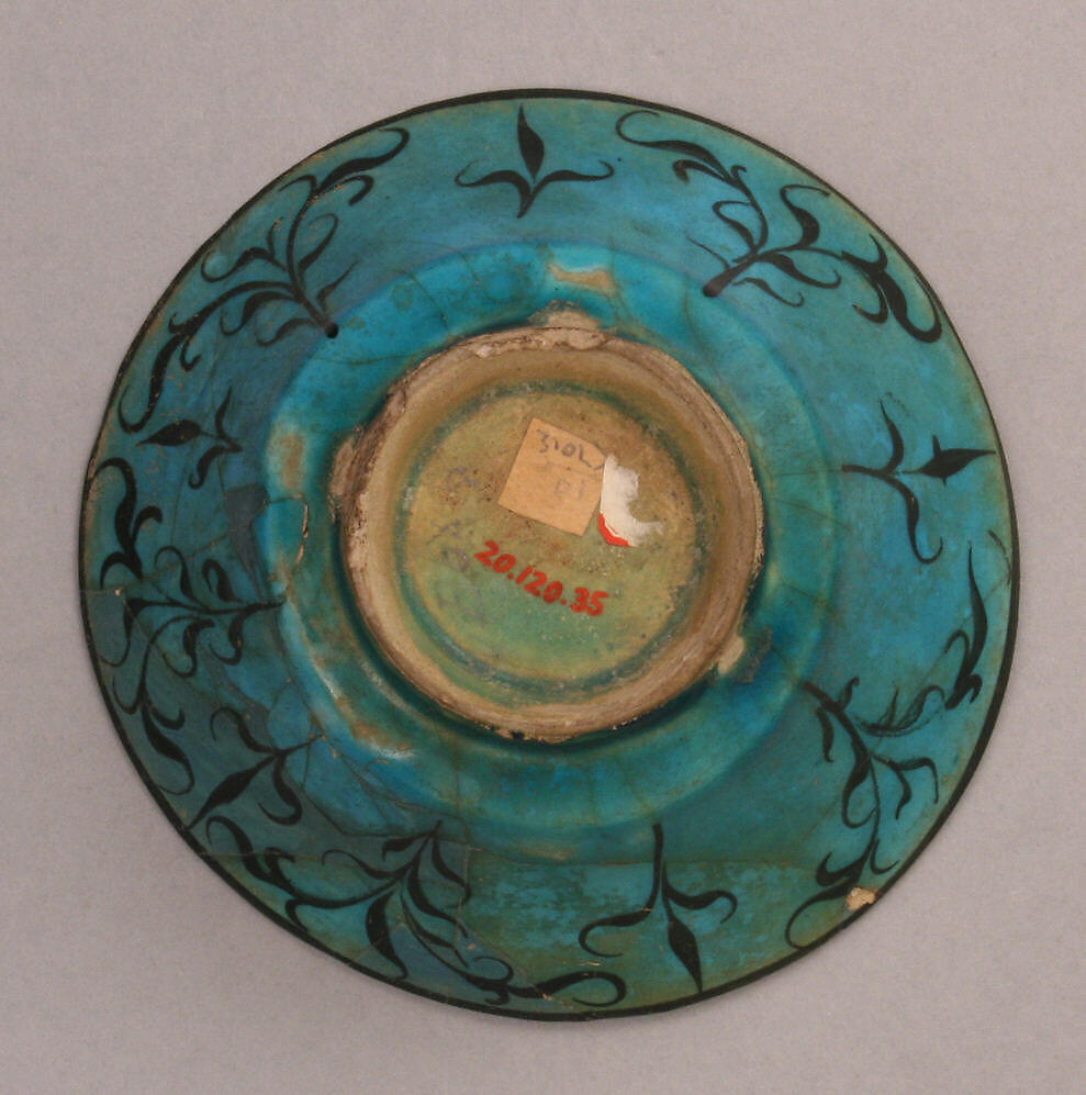 Bowl, Stonepaste; underglaze painted