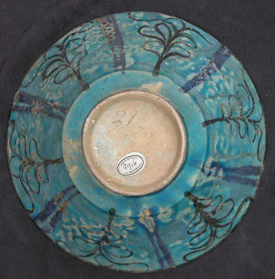 Bowl, Stonepaste; underglaze painted