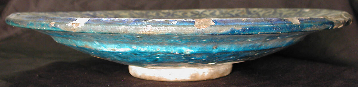 Dish, Stonepaste; underglaze painted