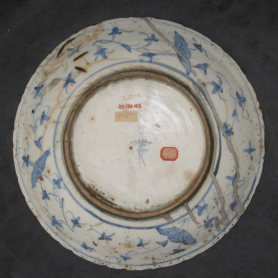 Dish, Stonepaste; underglaze painted