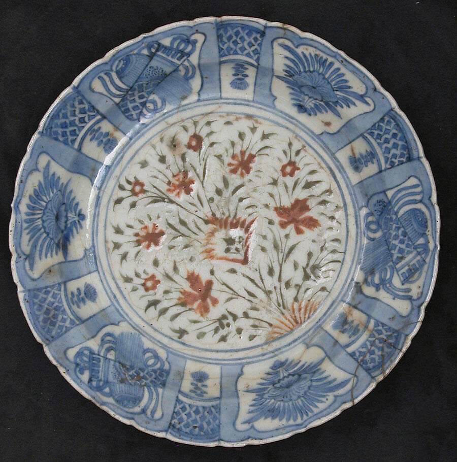 Dish, Stonepaste; underglaze painted 