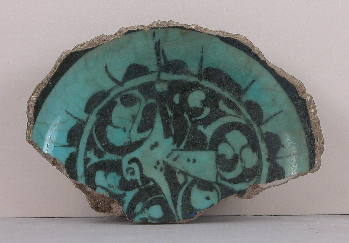 Fragment of a Bowl, Stonepaste; underglaze painted 