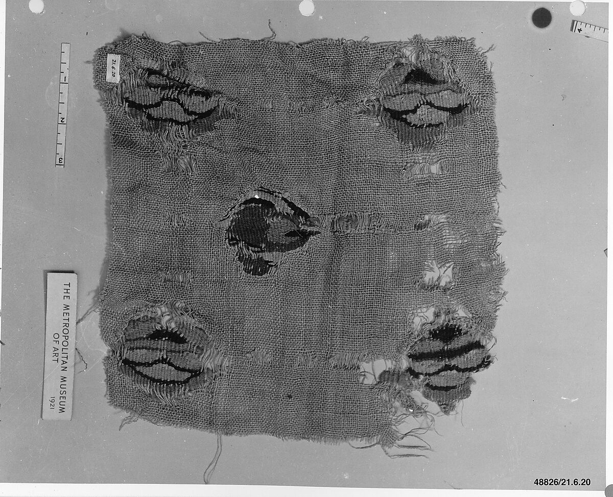 Textile Fragment, Linen, wool; tapestry woven