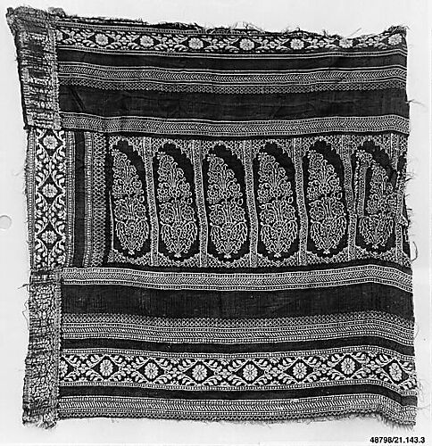 Fragment of Sari