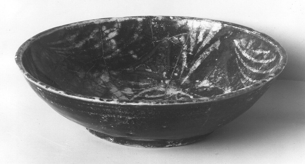 Ruby Luster Bowl with Large Palmette, Earthenware; glazed, polychrome luster-painted