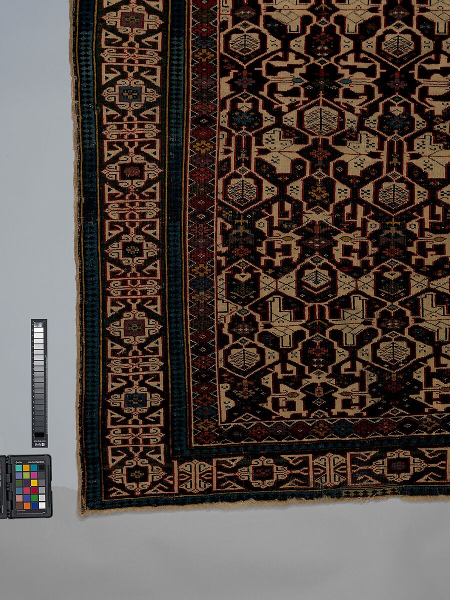 Kufesque-Border Lattice Shirvan Rug, Wool (warp, weft and pile); symmetrically knotted pile