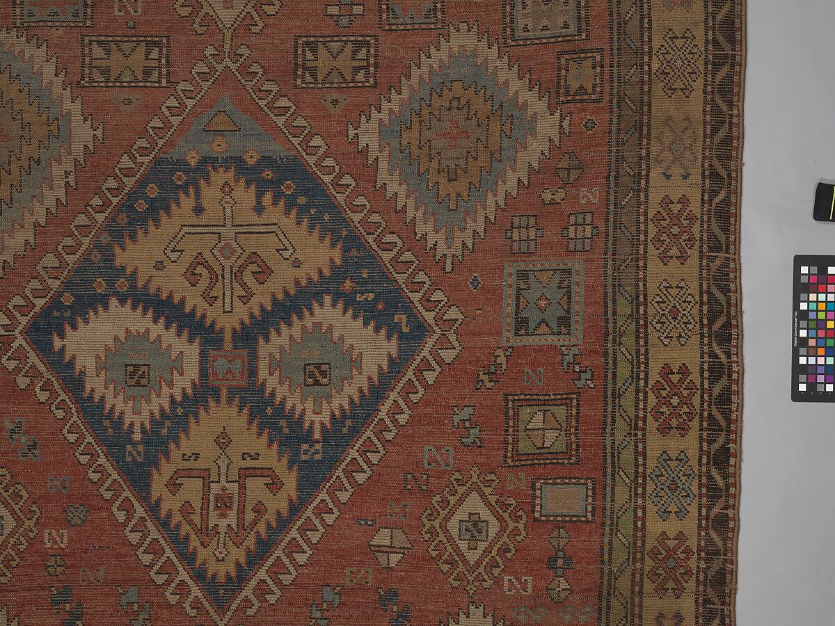Carpet, Wool (warp, weft and pile); symmetrically knotted pile