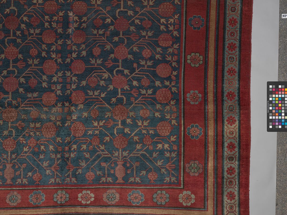 Carpet, Cotton (warp and weft) silk (pile); asymmetrically knotted pile