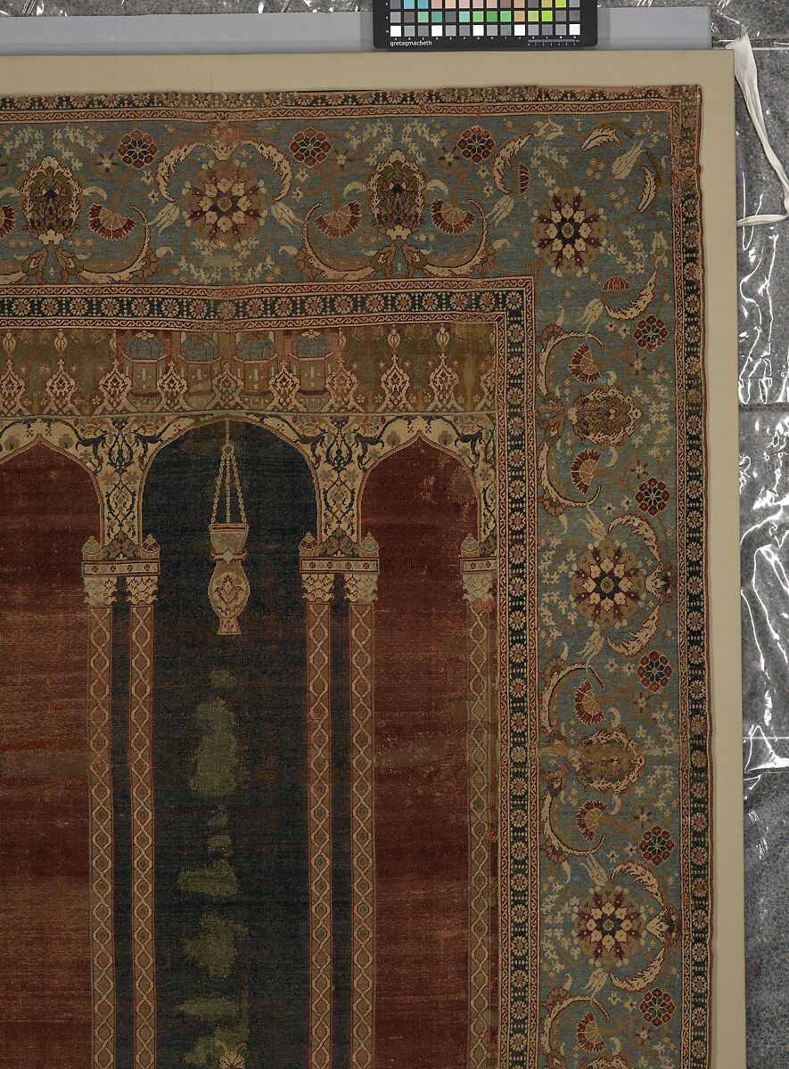 Carpet with Triple-Arch Design, Silk (warp and weft), wool (pile), cotton (pile); asymmetrically knotted pile 