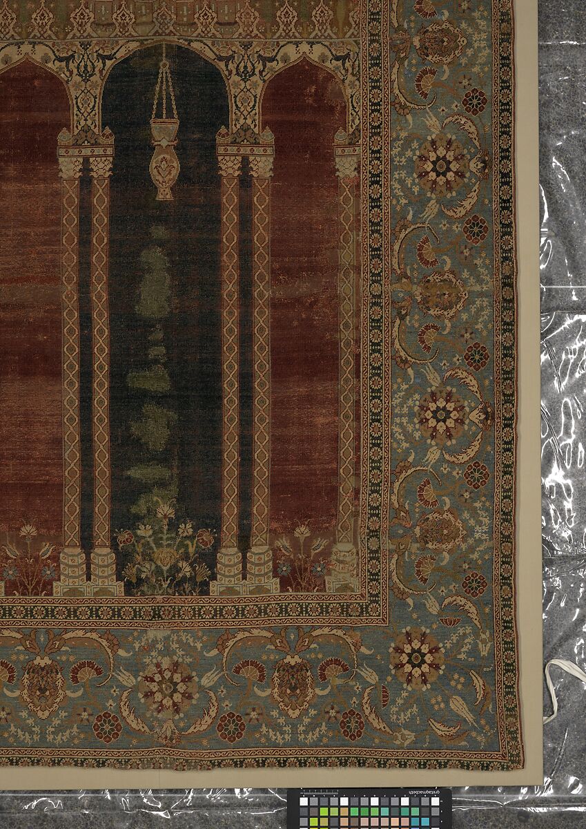 Carpet with Triple-Arch Design, Silk (warp and weft), wool (pile), cotton (pile); asymmetrically knotted pile 