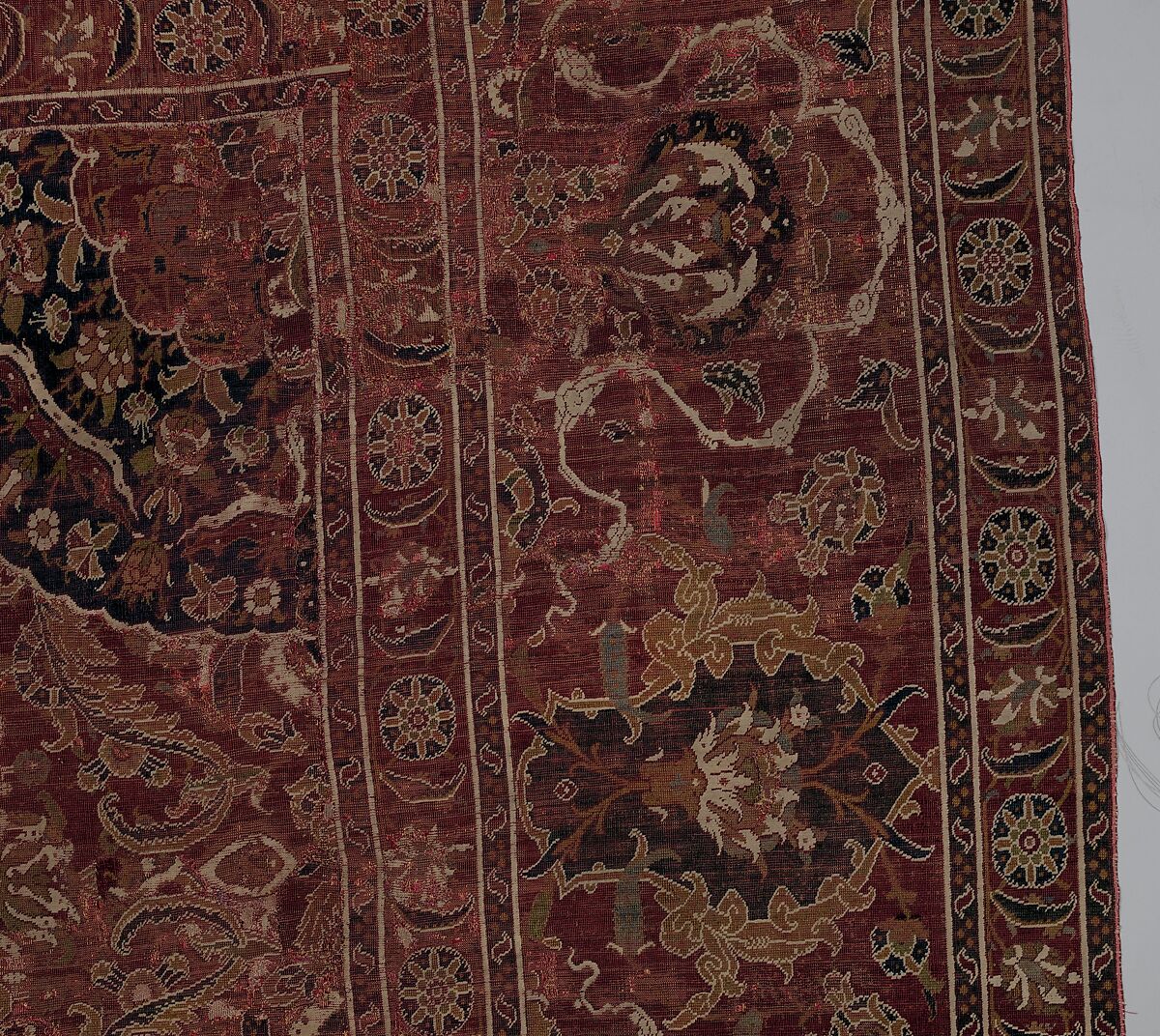 Carpet, Wool (warp, weft and pile); asymmetrically knotted pile