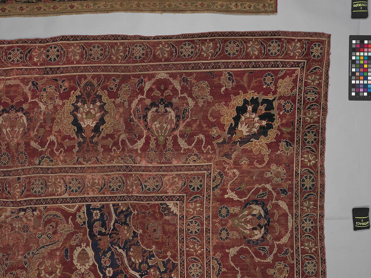 Carpet, Wool (warp, weft and pile); asymmetrically knotted pile