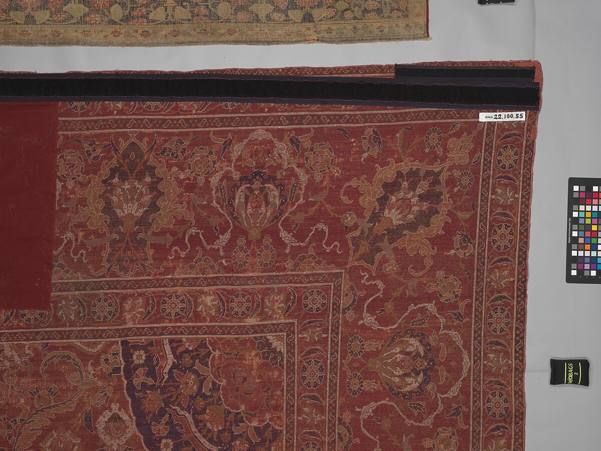 Carpet, Wool (warp, weft and pile); asymmetrically knotted pile