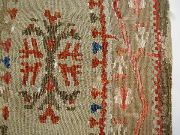 Carpet, Wool (warp and weft), metal wrapped thread; tapestry-woven