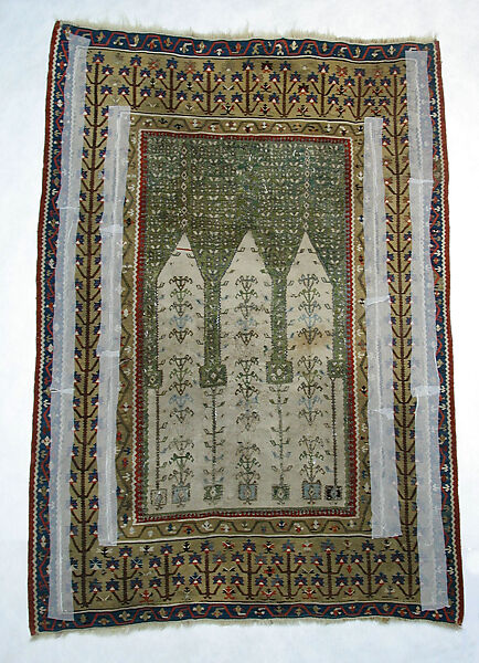 Carpet, Wool (warp and weft), metal wrapped thread; tapestry-woven 