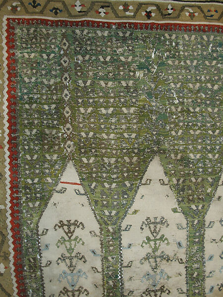 Carpet, Wool (warp and weft), metal wrapped thread; tapestry-woven