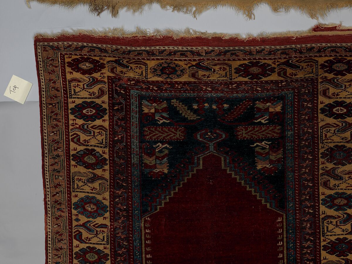 Carpet, Wool (warp, weft and pile); symmetrically knotted pile