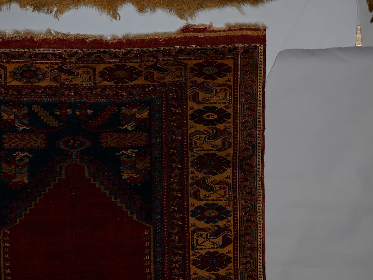 Carpet, Wool (warp, weft and pile); symmetrically knotted pile