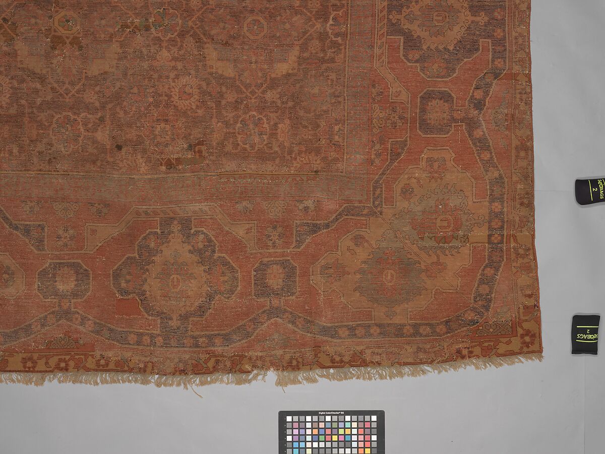 Carpet, Wool (warp, weft and pile); asymmetrically knotted pile