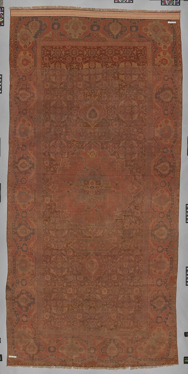 Carpet, Wool (warp, weft and pile); asymmetrically knotted pile