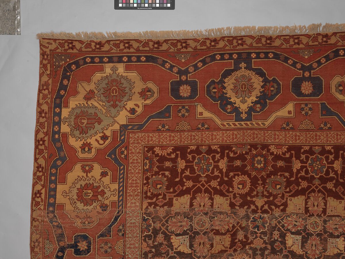 Carpet, Wool (warp, weft and pile); asymmetrically knotted pile