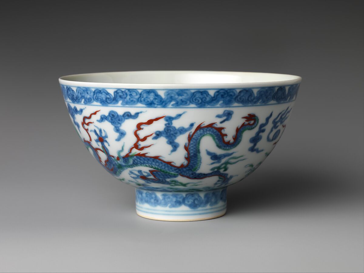 Bowl with dragons, Porcelain painted in underglaze cobalt blue and overglaze red and green enamels (Jingdezhen ware), China