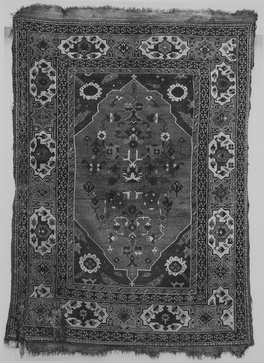 Carpet, Wool (warp, weft and pile); symmetrically knotted pile