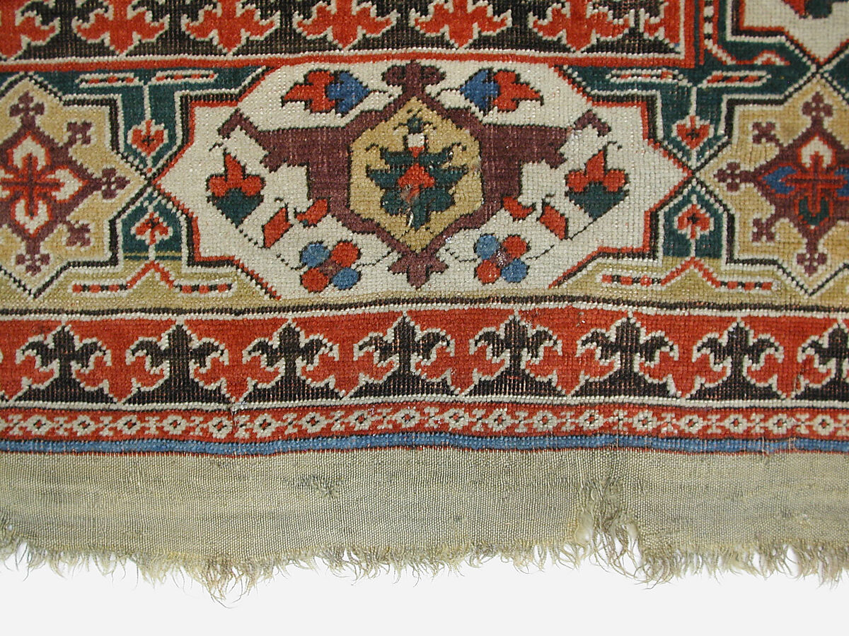 Carpet, Wool (warp, weft and pile); symmetrically knotted pile