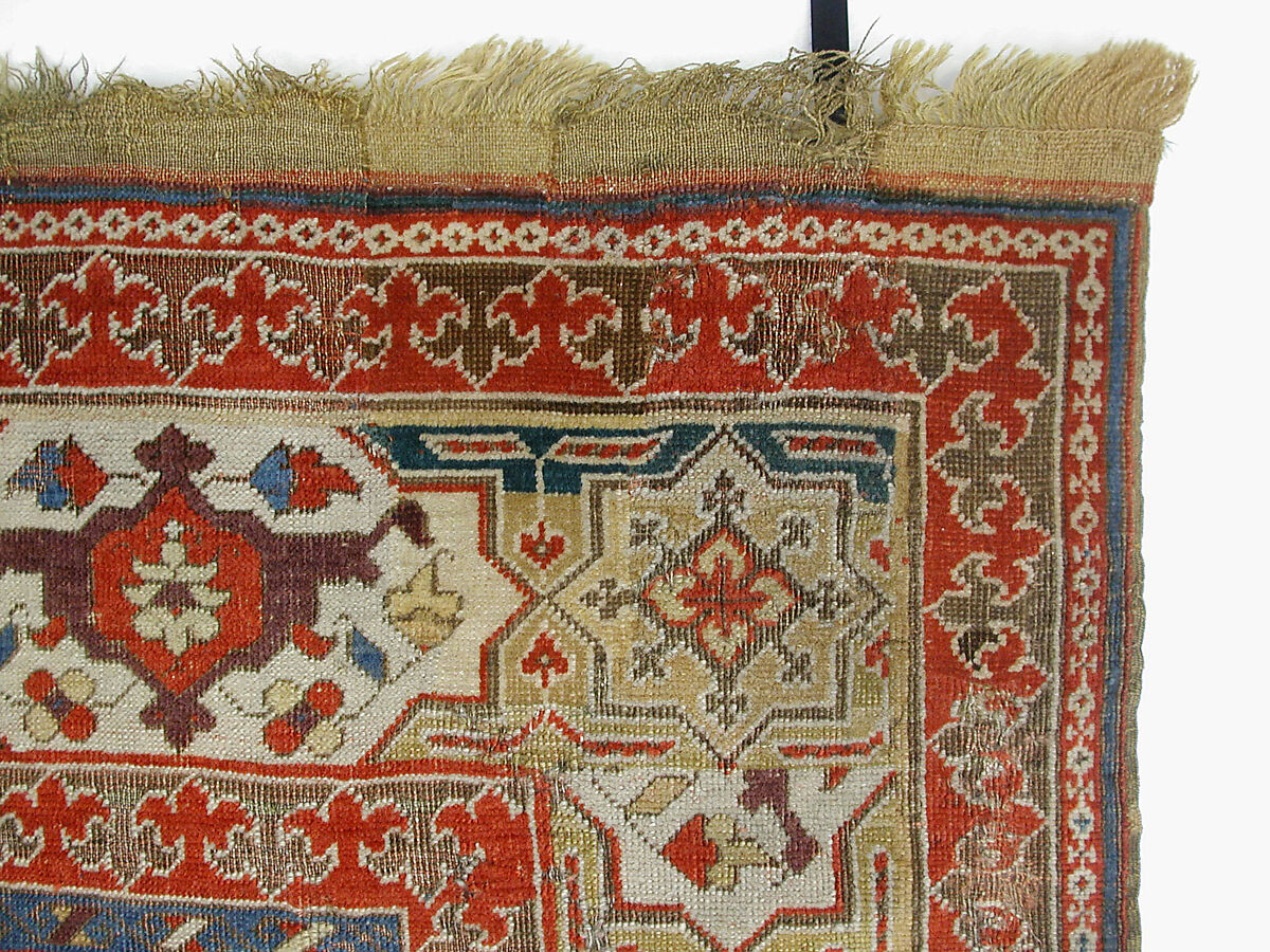 Carpet, Wool (warp, weft and pile); symmetrically knotted pile