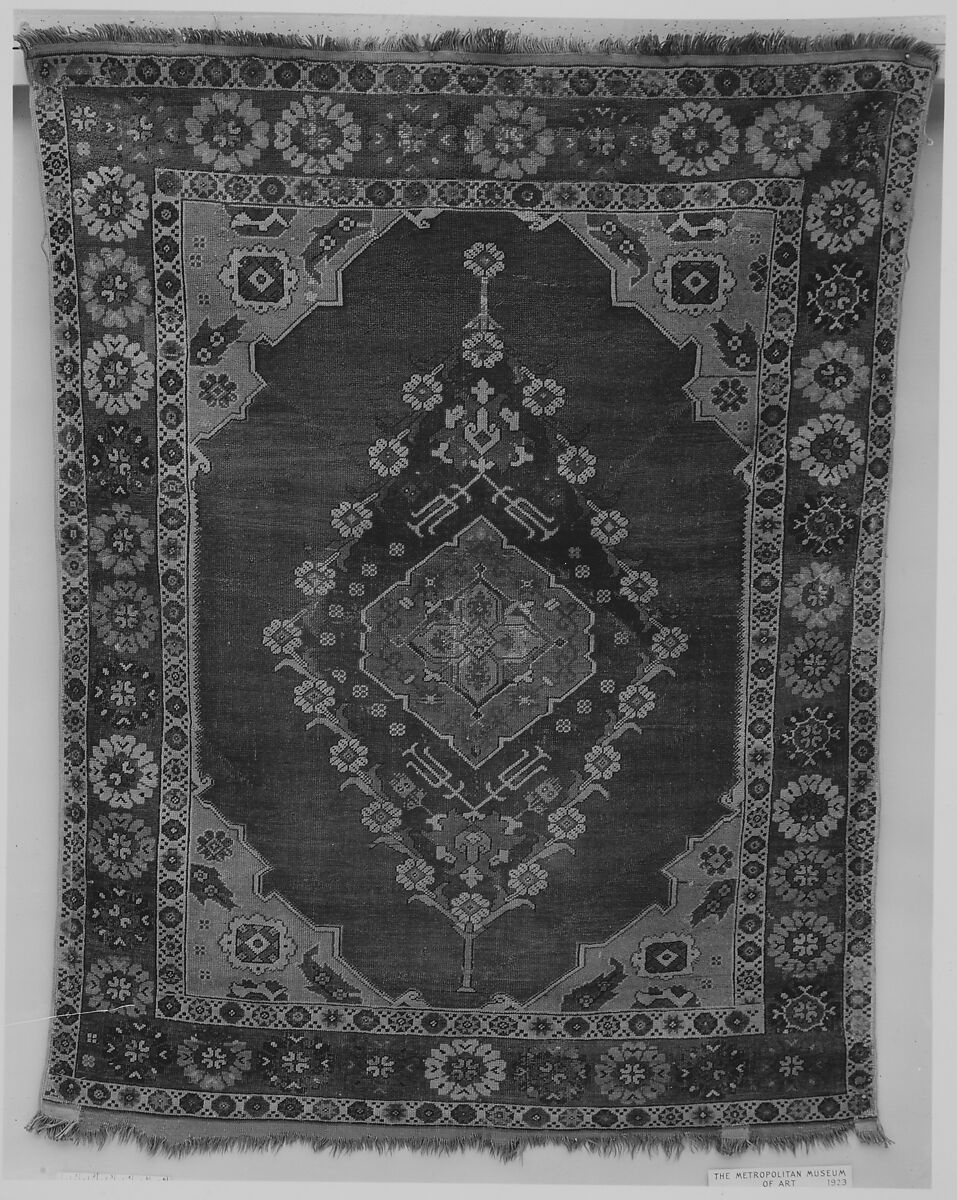 'Transylvanian' Carpet, Wool (warp, weft and pile); symmetrically knotted pile