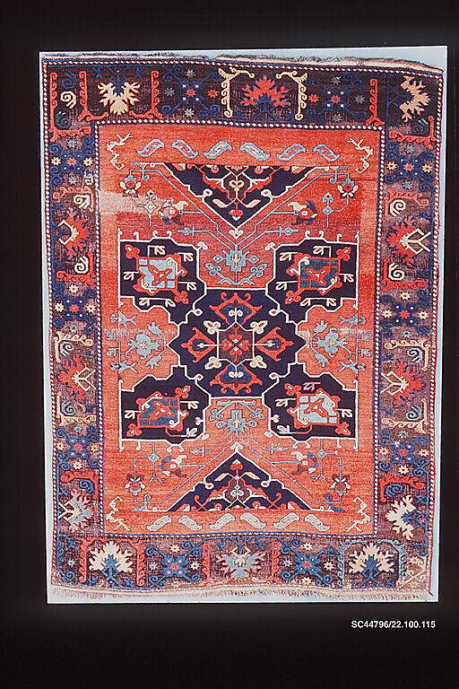 Carpet with Quatrefoil Design, Wool (warp, weft, and pile); symmetrically knotted pile 