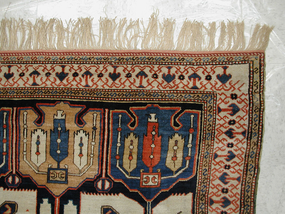 Carpet, Wool (warp, weft, pile); symmetrically knotted pile